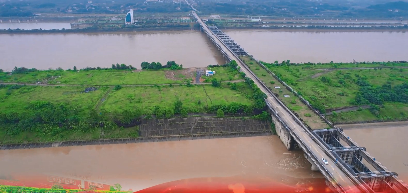 多措并舉強綜治，千方百計維穩定